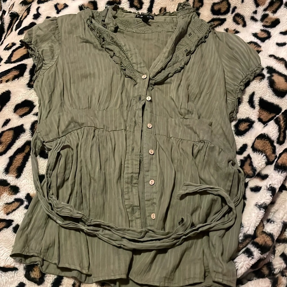 green button up shirt